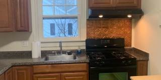 Lovely Cottage with Detached 2-Car Garage Gallery 7