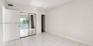 20200 NE 29th Ct Gallery 1