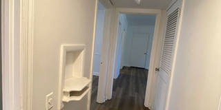 Charming 2-bedroom, 1.5-bath in Savannah, GA, Available now! Gallery 10