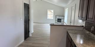 2048 Hillview Drive Gallery 3