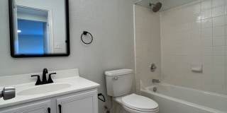 126 AGENCY OAKS Gallery 5
