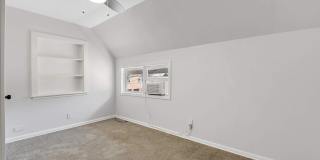 6844 N Ottawa Avenue Gallery 11