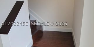2027 SE 10th Ave Gallery 8