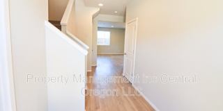 61581 SE Lorenzo Dr Gallery 7