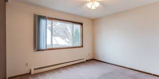 4052 Minnehaha Ave Gallery 24