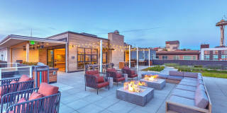 Windsor Queen Anne Gallery 26