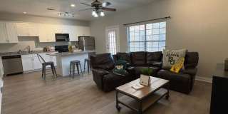 Now Leasing at Bandera Ranch -  4 Bedroom House Gallery 3
