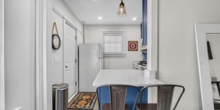 5 Van Dorn Street Gallery 10
