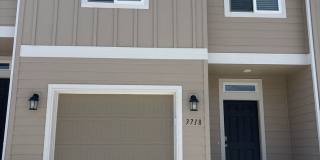 3bd 2.5ba Townhome - Ready for Move-In Gallery 1