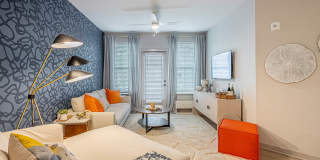 The Tristan Gallery 25