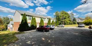 2 Bedroom, 1.5 Bath Townhouse Gallery 1