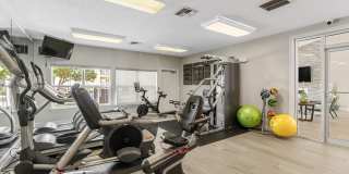 Oaks at Normandy Apartments Gallery 24