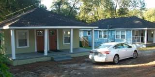 204 Georgia Avenue Gallery 1