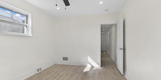 1807 S 9TH Street Gallery 10