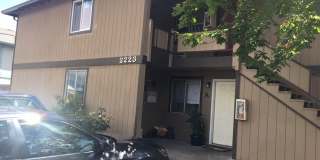 2223 Hawthorne Street Unit D ~ Excellent Ground Floor Unit Gallery 1