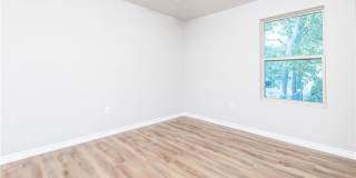 2351 S Wall Street Gallery 20