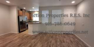 Stunning Townhome.  - 2 Stories - 3 Bed, 2.5 Bath, 2 Car Garage - Nearby Trails! Gallery 13