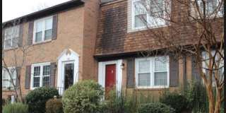 Charming 2BR Condo in Gastonia Gallery 1