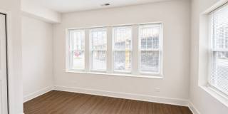 7418 North Ashland BoulevardApt 2 Gallery 12