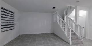 2628 SE 28 DR Gallery 24