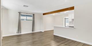 544 W 17th Pl Gallery 4