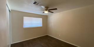 3 Bedroom Home in Phoenix with lots of character! Gallery 14