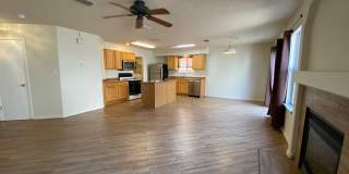 3 bed 2.5 bath 3 bed 2.5 bath Gallery 46