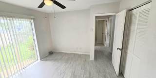 569 E Ridge Circle N Gallery 8