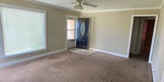 4210 S. Jackson Gallery 4