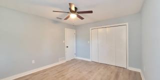 4814 13th Street Gallery 12