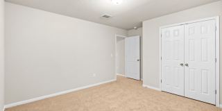 Beautiful 4bd/3.5ba Home! Upstairs Bonus Room & Faces Greenbelt in South Austin! Gallery 23