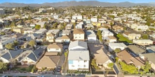 2439 Malabar Street Gallery 24