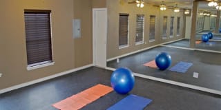 The Edgewater at Klein Gallery 29