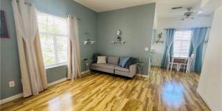 517 Indian Bluff Street Gallery 1