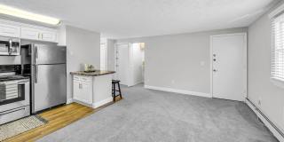 Edgewood Court Gallery 3