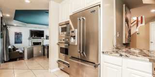 Furnished 3-bedroom in Travis Heights with Downtown Views! Gallery 8