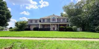 NOW SHOWING: 5 Bedroom / 3.5 Bathroom Home located at 2047 Parkside Dr. in Columbus, IN Gallery 1