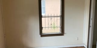 1668 W 36th Street Gallery 8