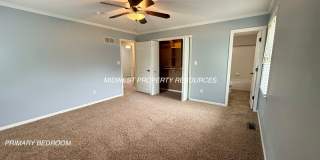 Spacious 3 Bed, 2.5 Bath Home with Finished Basement & Fenced Yard. Gallery 14