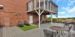 402 North Main Street Gallery 45