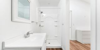 422 N Batavia St. Gallery 9