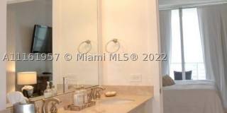6365 Collins Ave Gallery 10