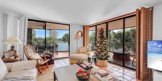 1700 S Bayshore Ln Gallery 7