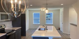5004 Daggett Avenue Gallery 3