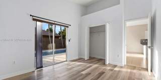 704 SE 14th Pl Gallery 16