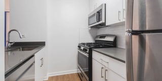 300 East 39th Gallery 48