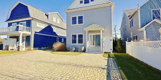 209 1st Avenue Gallery 18