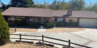 Golf Course- On The Mesa 3 Bedrooms, 2 Bathrooms, New Paint, Gallery 23