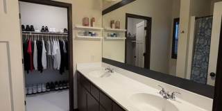 Awesome 4Bed 3Bath Home in Watertown! Gallery 12