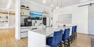Ivory Lantana Gallery 32